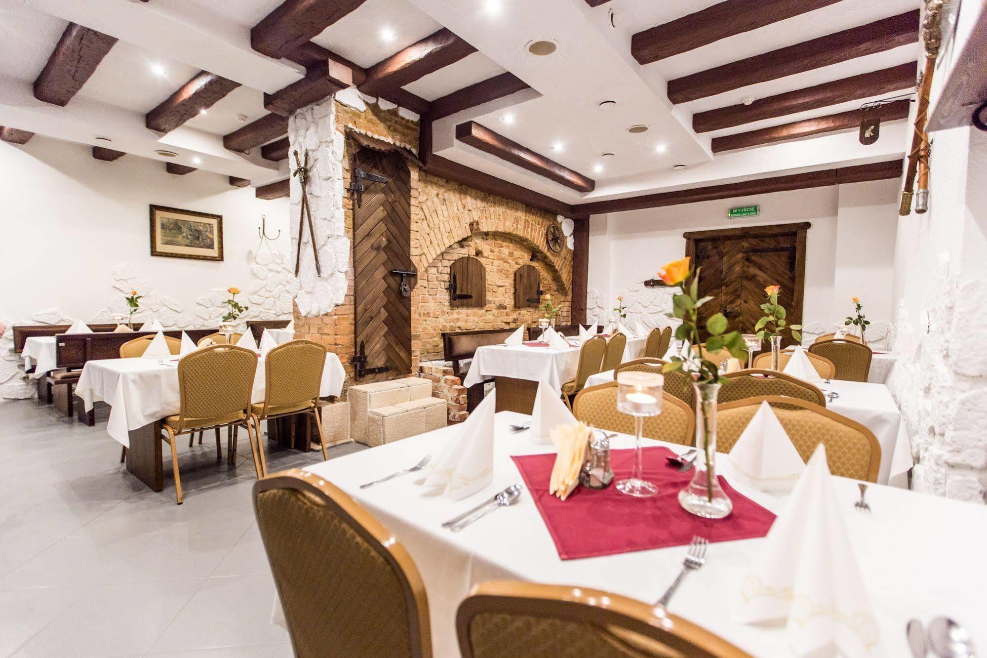 Hotel Rycerski Szczecin Kültér fotó