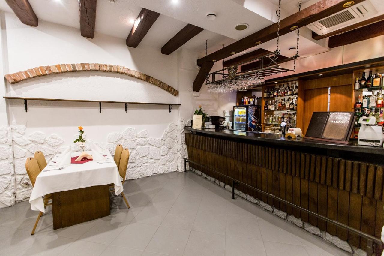 Hotel Rycerski Szczecin Kültér fotó